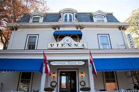 vienna inn southbridge massachusetts.